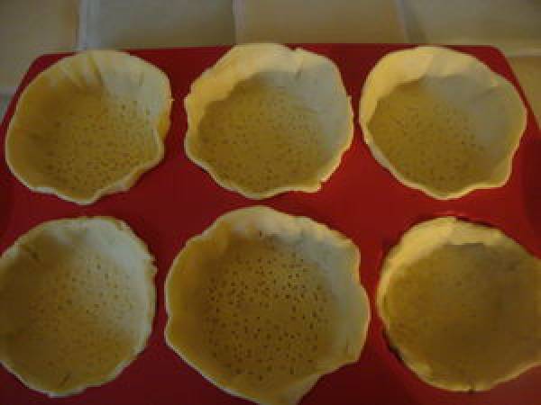 TARTELETTE AU THON ET A LA TOMATE - Préparation etape 1