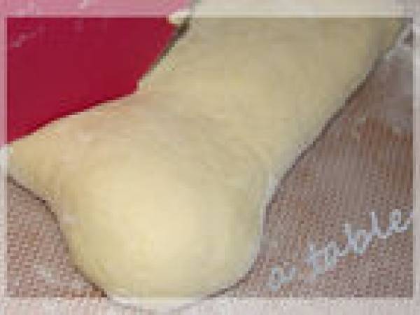 PAIN AU COEUR CROUSTILLANT POUR LA ST VALENTIN - Préparation etape 9