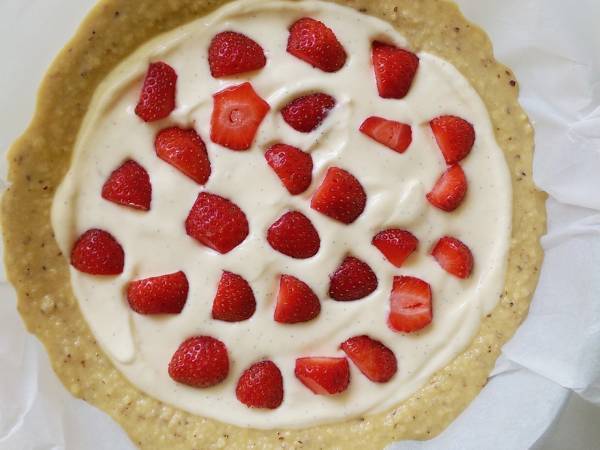 AMANDIER FACON CHEESECAKE AUX FRAISES (SANS SUCRES) - Préparation etape 4