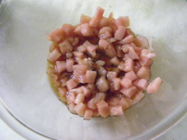 Soupe chinoise au curry, poulet, poireau, champignons noirs et vermicelles - Préparation etape 2