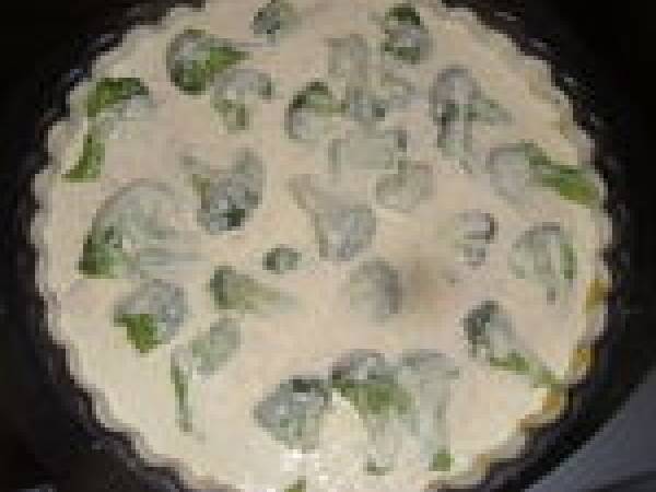 Tarte aux brocolis et au parmesan - Préparation etape 9