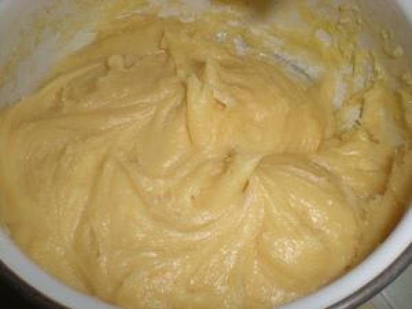 GLANDS A LA CREME PATISSIERE - Préparation etape 4