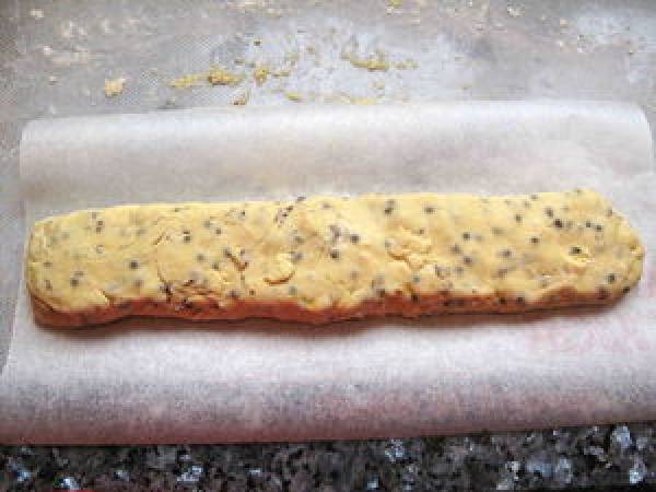 Biscotti aux noisettes et pépites de chocolat - Préparation etape 8