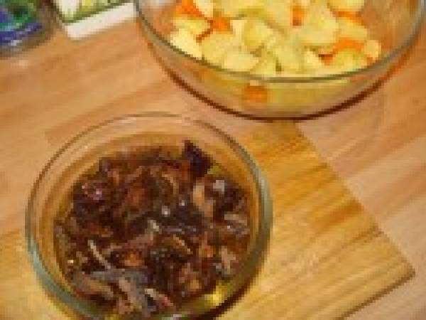 Sauté de porc aux cepes, special dedicace à Laurence - Préparation etape 2