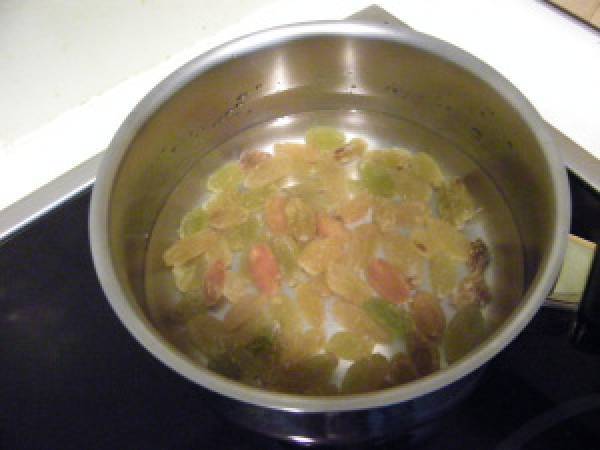 Poulet aux poires et Semoule aux raisins - Préparation etape 3