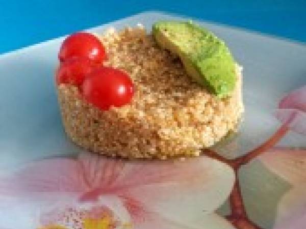 Salade de quinoa avocat-tomates - Préparation etape 3