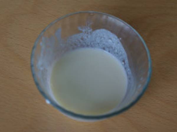 Panna cotta à la vanille et son coulis de fraises - Préparation etape 2