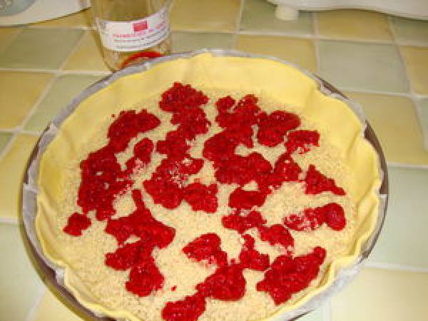 FLAN PATISSIER AUX FRAMBOISES - Préparation etape 2