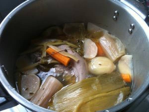 Langue de boeuf sauce piquante - Préparation etape 5