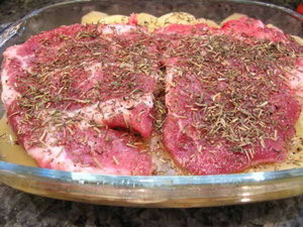 Grillades de porc, pommes boulangère - Préparation etape 5