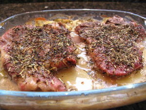 Grillades de porc, pommes boulangère - Préparation etape 6