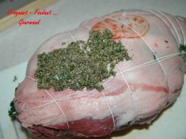 GIGOT d'AGNEAU FARCI en CROÛTE d'HERBES - Préparation etape 10