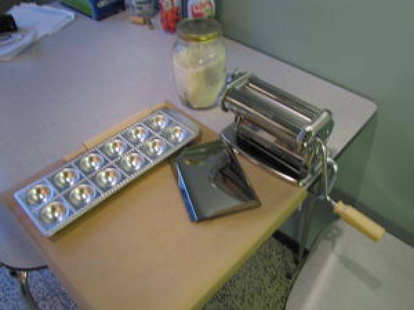 Ravioles jambon fumé, ricotta, basilic sauce tomate - Préparation etape 2