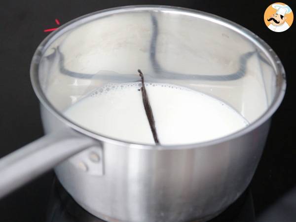 Galette des rois aux Kinder Bueno - Préparation etape 1