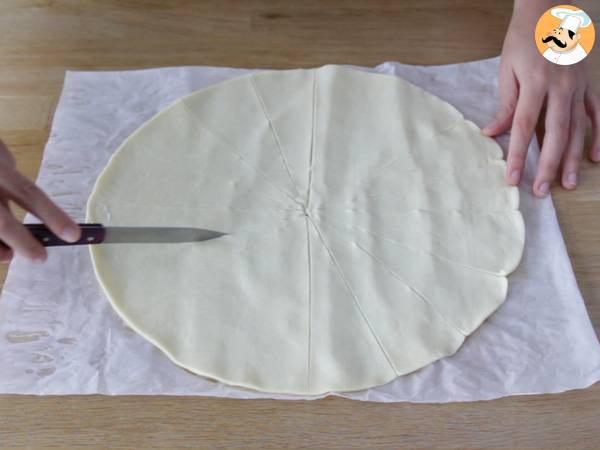 Galette des rois aux Kinder Bueno - Préparation etape 8