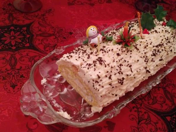 Bûche de Noël vanille litchis - Préparation etape 1