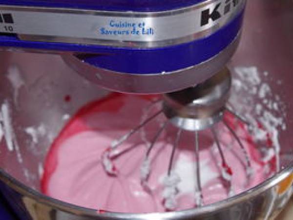 Bavarois framboise et vanille - Préparation etape 8