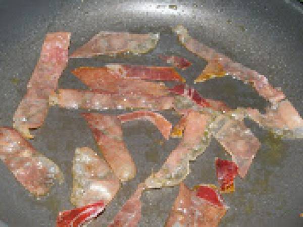 Linguines aux champignons et au jambon cru San Daniel - Préparation etape 3