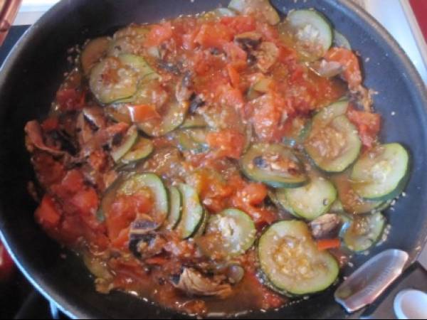 Ratatouille aux graines de sésame et ses nouilles de soja - Préparation etape 3