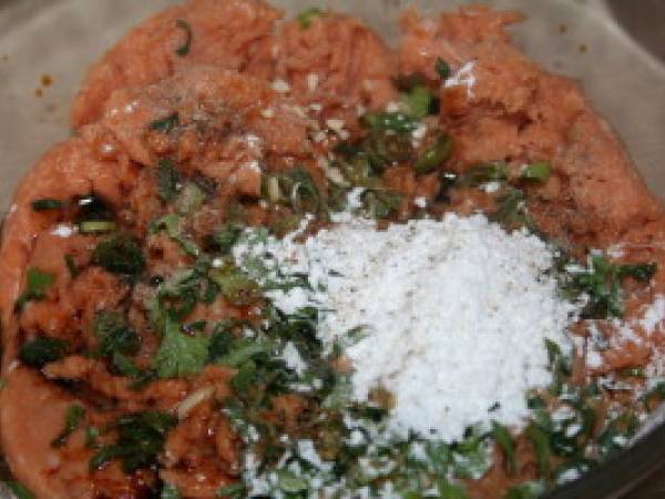 Boulettes de volaille à la chinoise + prix - Préparation etape 2