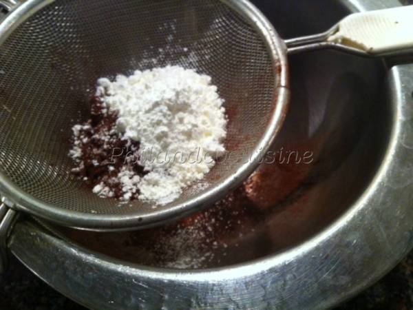 Crème dessert façon chocolat liegeois - Préparation etape 1