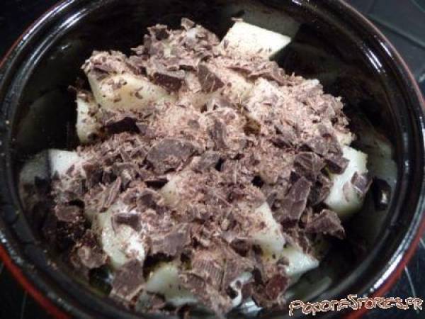 CRUMBLE POIRE CHOCOLAT ET SPECULOOS EN CASSOLETTES - Préparation etape 4