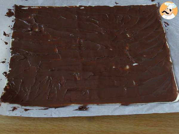 Coeurs feuilletés à la pâte à tartiner pour la Saint Valentin - Préparation etape 2