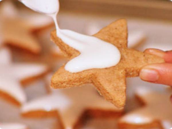 Zimtsterne ou étoiles à la cannelle sans gluten - Préparation etape 5