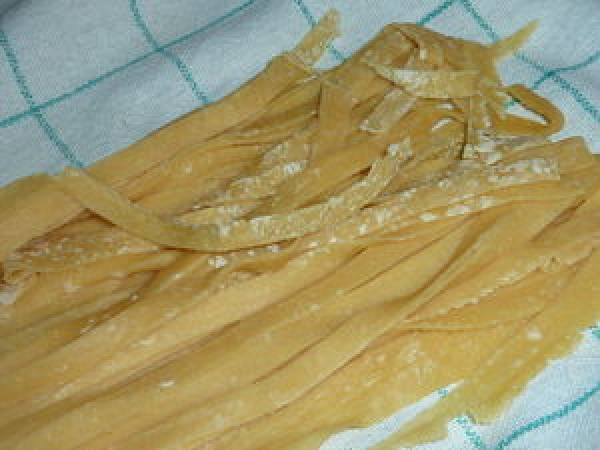 Tagliatelles maison aux noix de pétoncles et aux coques - Préparation etape 7