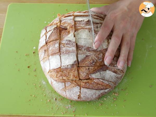 Pain hérisson à effeuiller, au Cantal - tomates séchées - pesto - Préparation etape 2