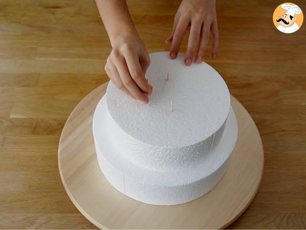 Gâteau de bonbons coloré - Préparation etape 1