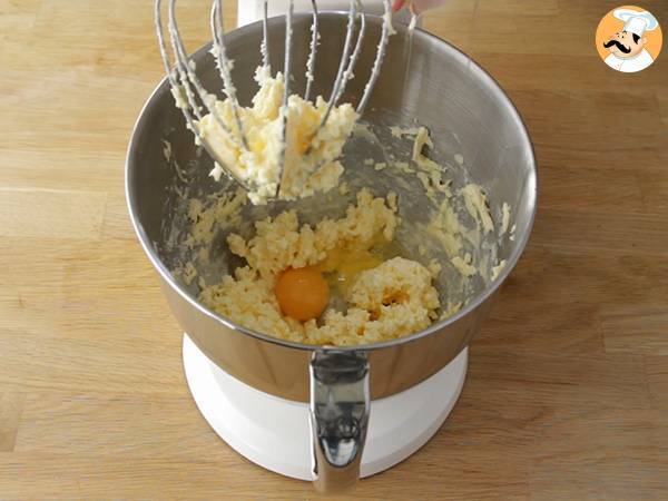 Gâteau en pâte à sucre PtitChef pas à pas et en video - Préparation etape 2