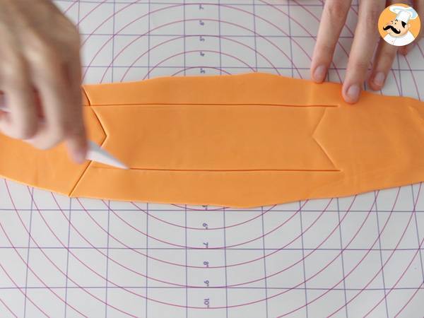 Gâteau en pâte à sucre PtitChef pas à pas et en video - Préparation etape 19