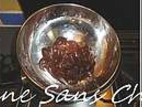 Macarons oeufs de Pâques à la ganache montée au chocolat - Préparation etape 1