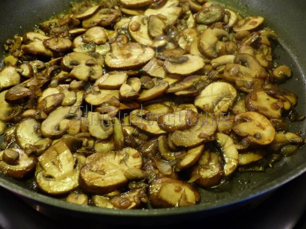 Flan aux champignons et au parmesan - Préparation etape 3