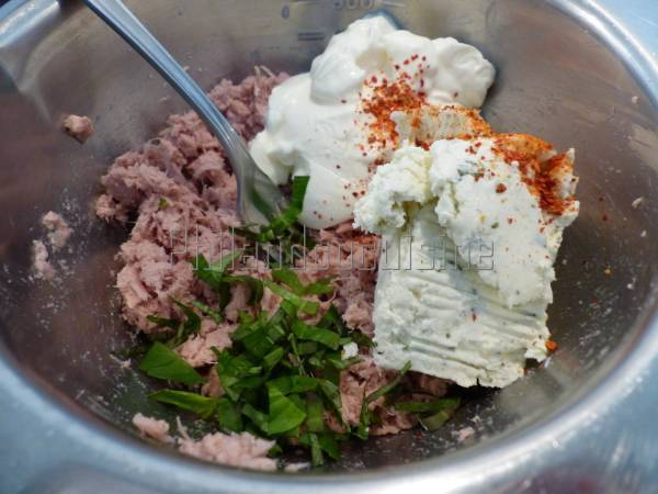 Rillettes de thon au boursin ail et fines herbes - Préparation etape 2