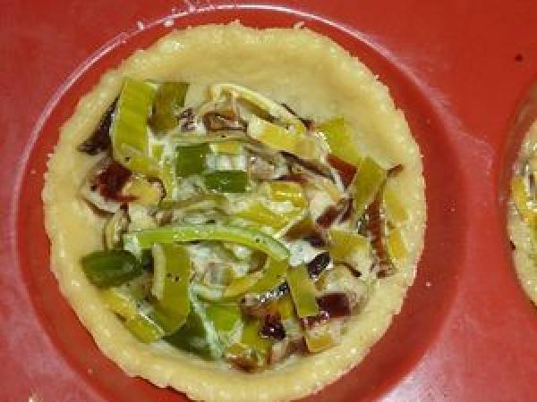 Mini-tartelettes aux poireaux et aux fruits de mer - Préparation etape 7