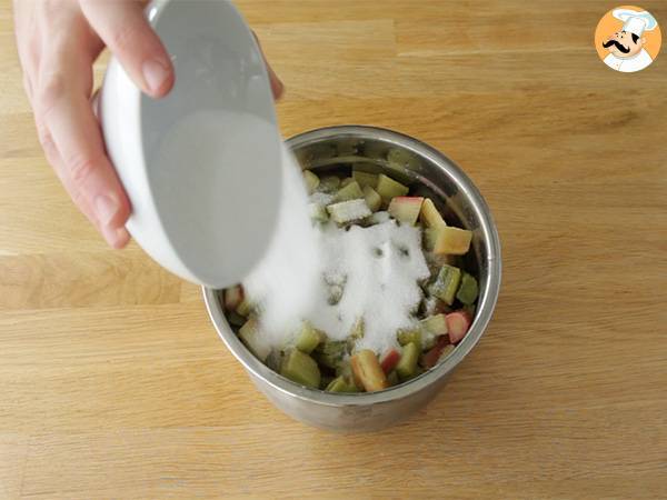 Tarte à la rhubarbe facile - Préparation etape 1