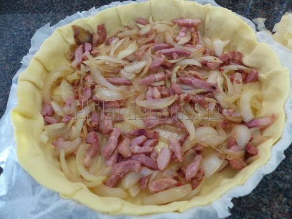 Quiche à la cancoillotte, pommes de terre et lardons - Préparation etape 4