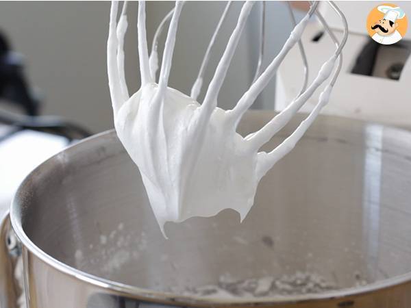 Pavlova aux fraises facile - Préparation etape 2