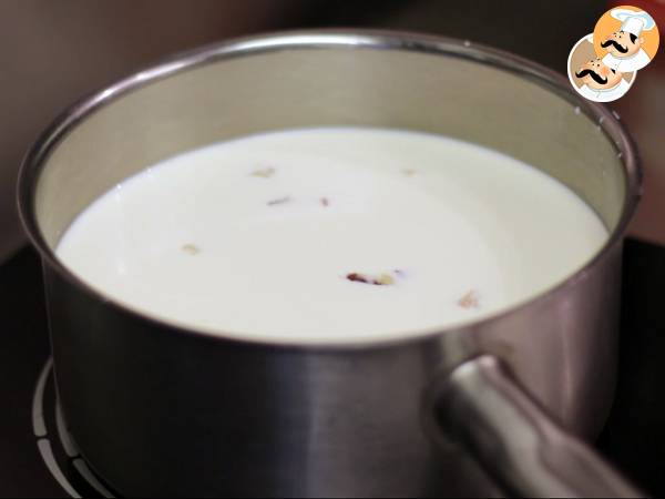 Croquetas au jambon serrano, les petites tapas espagnoles - Préparation etape 1