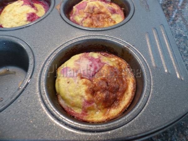 Muffins express à la banane et aux framboises (100 % healthy ) - Préparation etape 5