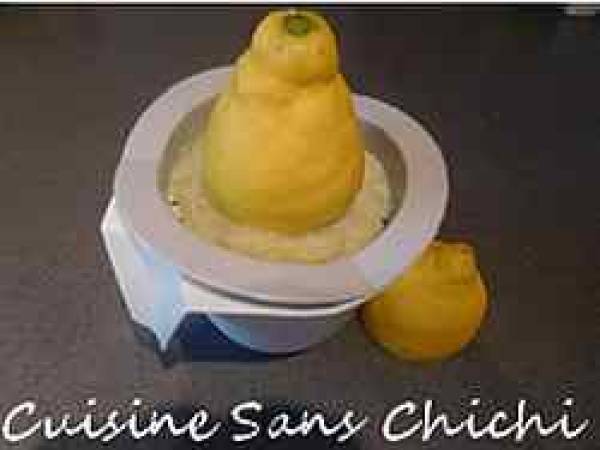 Tartare de saumon, melon basilic, avocat - Préparation etape 1