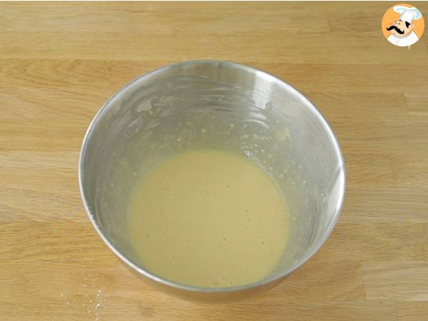 Gâteau invisible aux pommes - Préparation etape 1