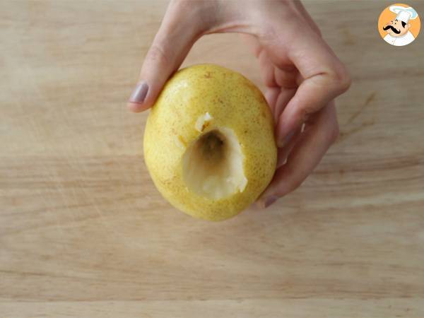 Poires feuilletées au cœur chocolat - Préparation etape 1