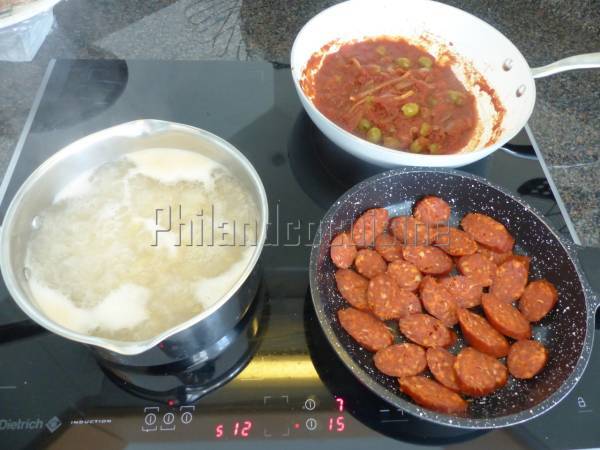 Penne au chorizo et aux olives - Préparation etape 4