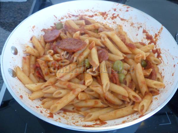 Penne au chorizo et aux olives - Préparation etape 5