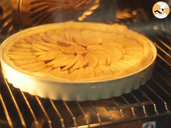 Tarte aux pommes, la recette classique - Préparation etape 6