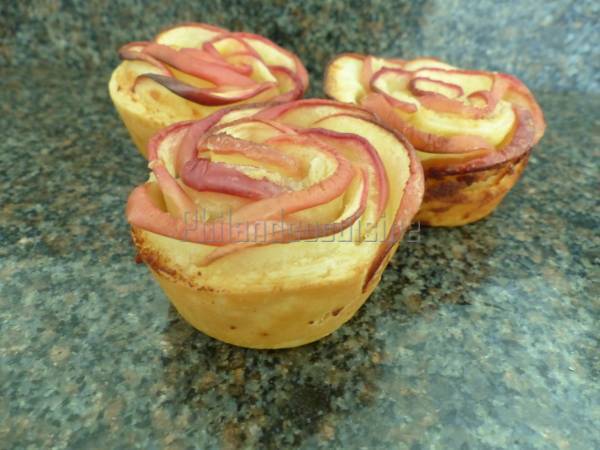 Roses feuilletées aux pommes et à la crème d'amande - Préparation etape 9