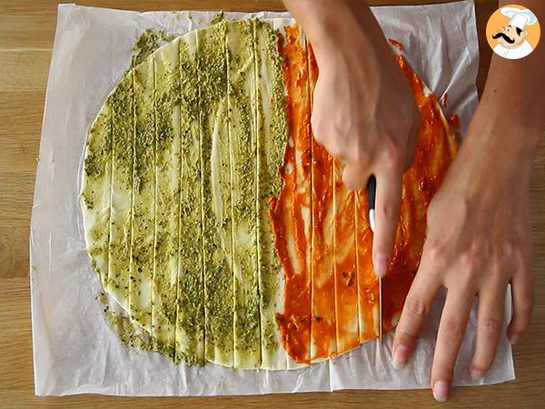 Sapins feuilletés au pesto pour l'apéritif de Noël - Préparation etape 2